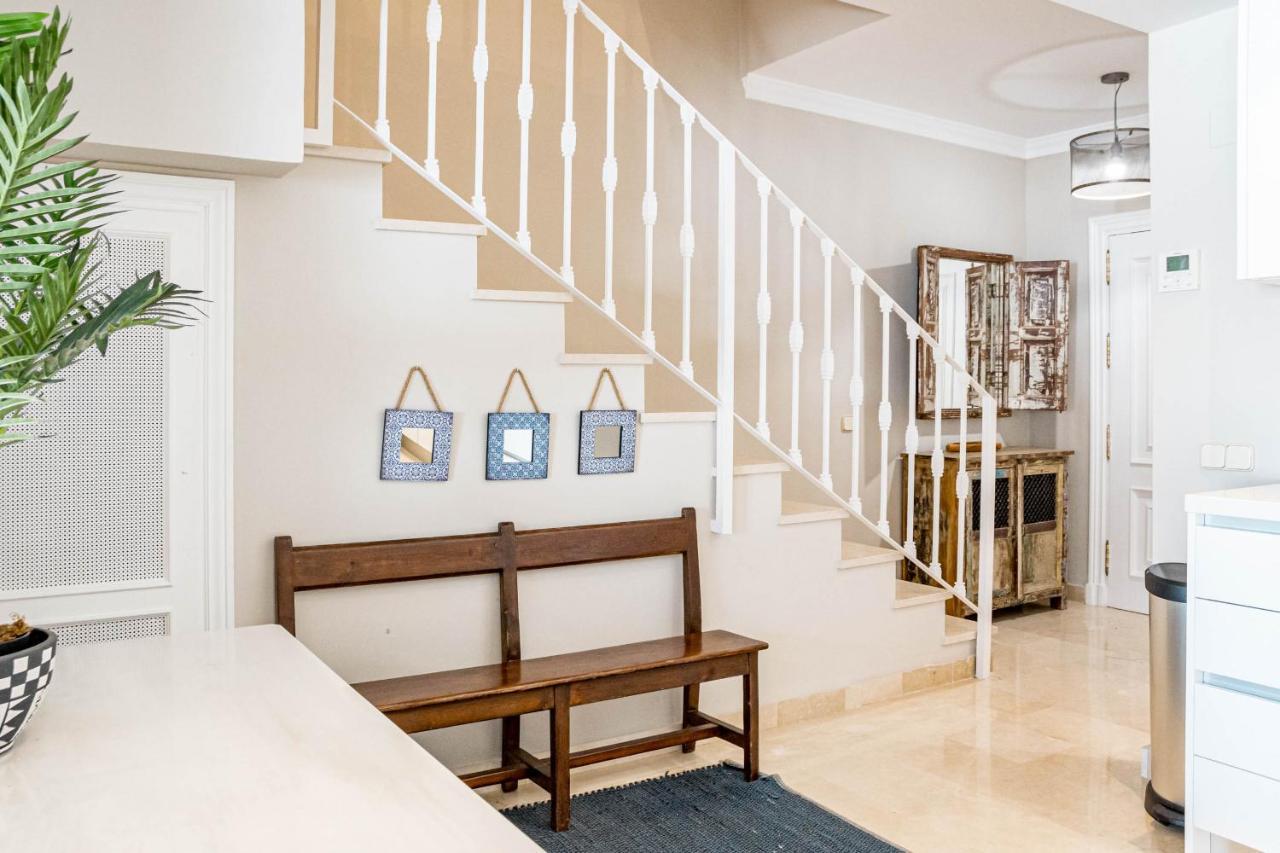 Holiday home Captivating Coastal Townhouse In Aloha Pueblo With Amazing Mountain Views Marbella