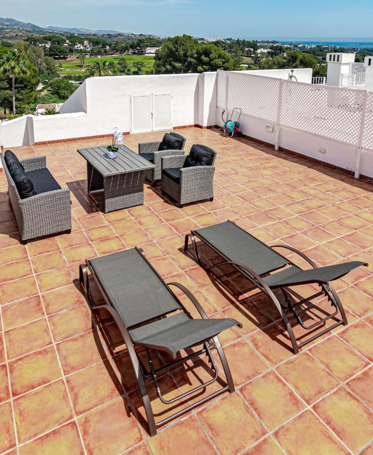 Captivating Coastal Townhouse In Aloha Pueblo With Amazing Mountain Views Marbella