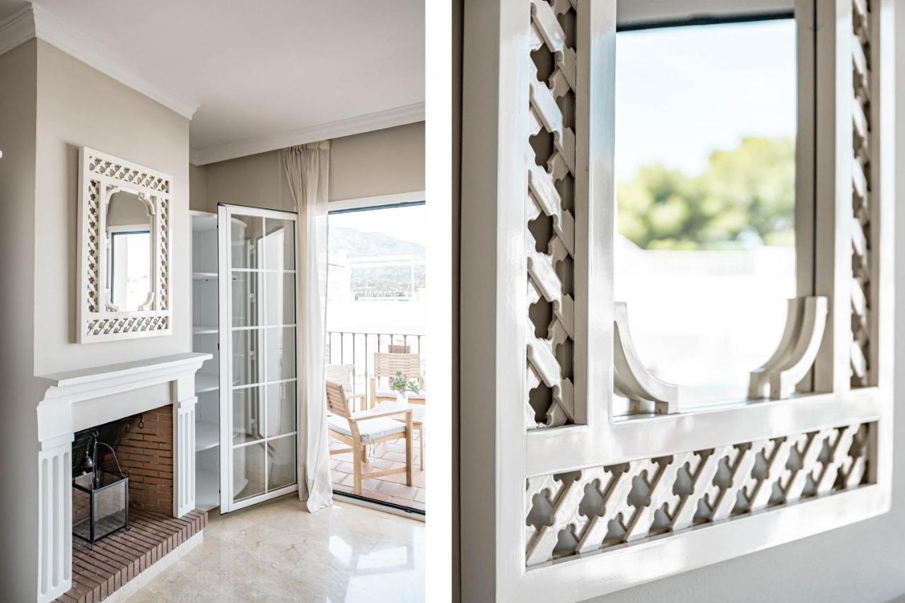 Captivating Coastal Townhouse In Aloha Pueblo With Amazing Mountain Views Holiday home