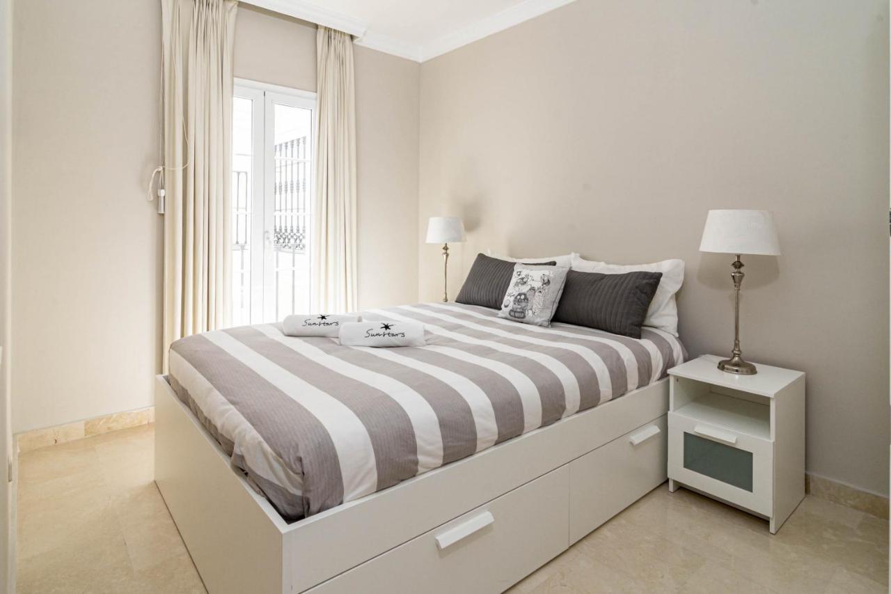 Holiday home Captivating Coastal Townhouse In Aloha Pueblo With Amazing Mountain Views Marbella